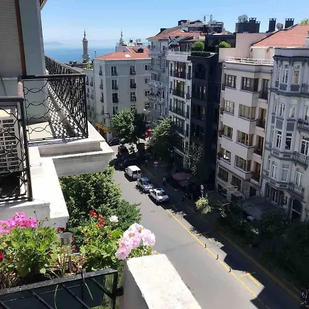 A Million Dollar View Of The Bosporus And Balcony Apartment