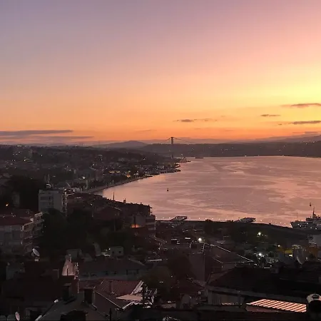 Lejlighed A Million Dollar View Of The Bosporus And Balcony